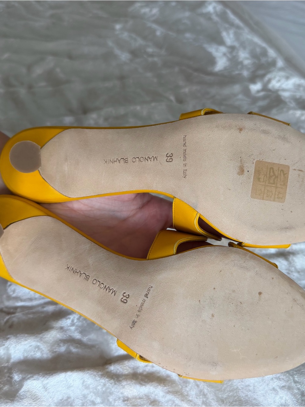 Manolo Blahnik Yellow Circular-Appliqué Kitten-Heel Sandals - Picture 6 of 7
